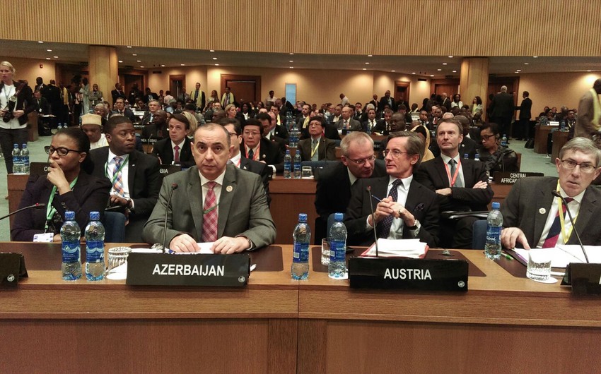 Azerbaijan allocates aid to three African states to struggle against Ebola