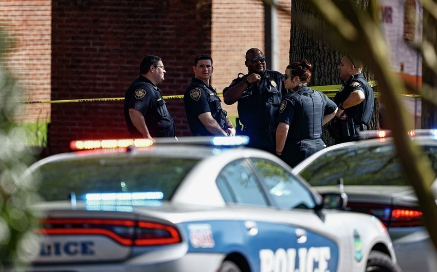 В Бостоне при стрельбе во время парада ранены семь человек