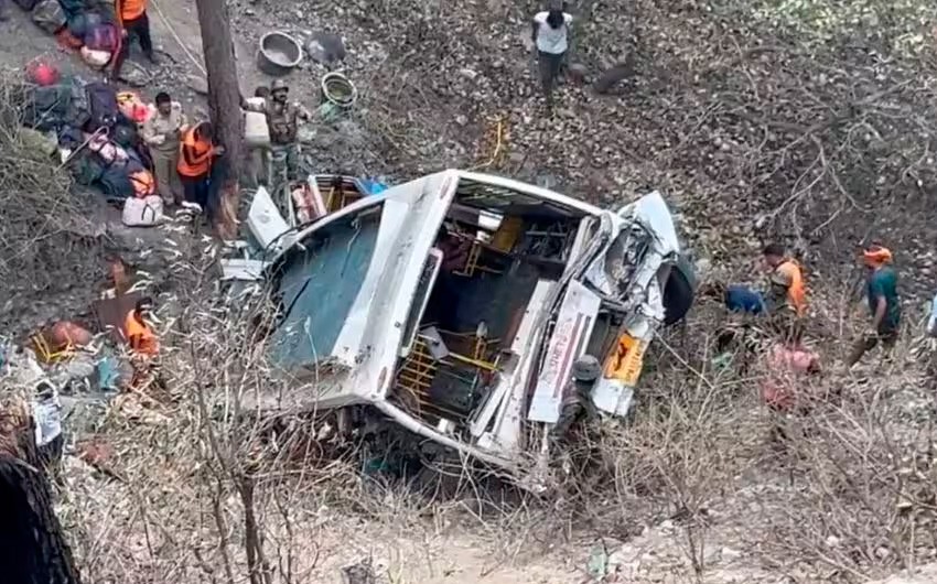 22 passengers killed, 57 injured after bus falls into Gorge in India