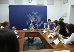 О'Брайен: Вашингтон готов провести встречу глав МИД Азербайджана и Армении