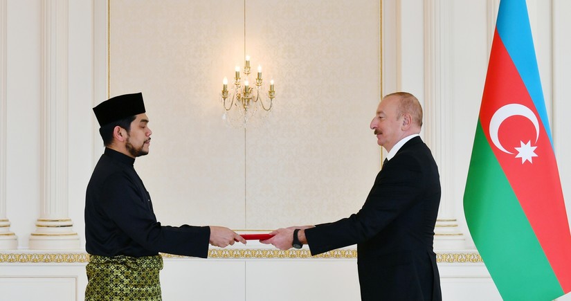 President Ilham Aliyev accepts credentials of incoming ambassador of Malaysia to Azerbaijan - UPDATED 