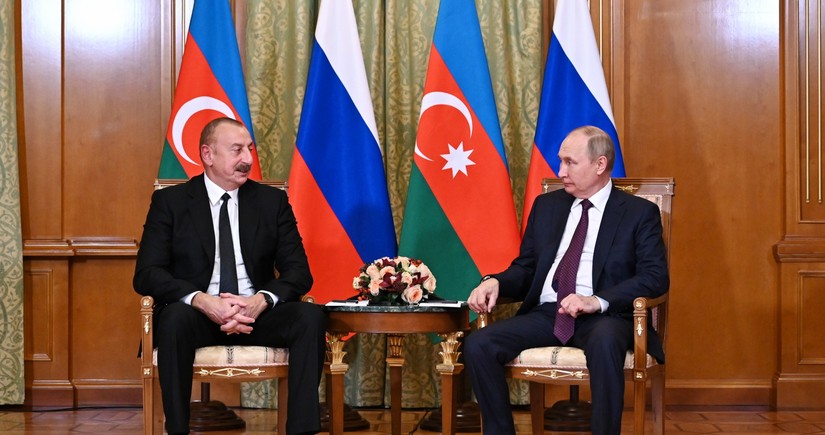 Vladimir Putin İlham Əliyevə zəng edib, təyyarə qəzasına görə üzrxahlığını bildirib