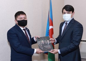 Fuad Muradov meets with Kyrgyz ambassador to Azerbaijan