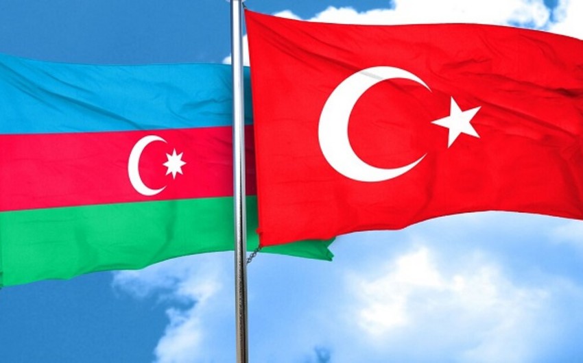 Азербайджан увеличил расходы на импорт сухофруктов из Турции более чем на 16%
