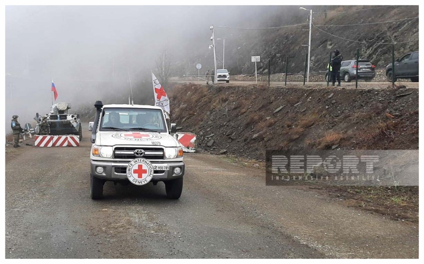 По дороге Ханкенди-Лачын беспрепятственно проехали автомобили МККК