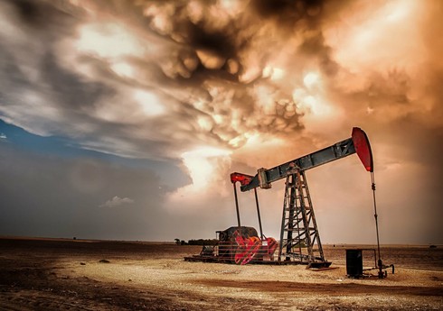 Новак: Россия отказывается продавать нефть ценовому потолку