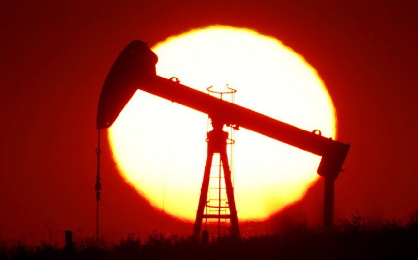 Новак: Сокращение спроса на нефть в мире близко к своему пику
