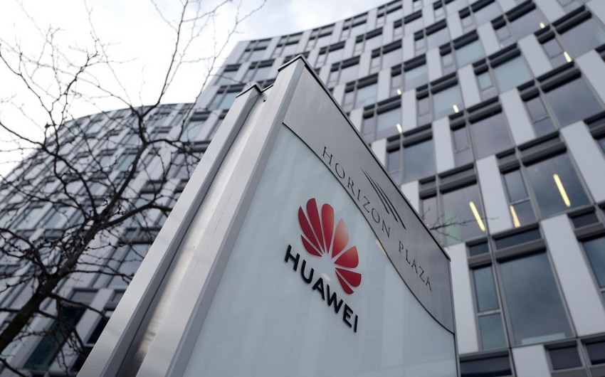 “Honor” brendinin satılması səbəbindən “Huawei” şirkətinin mənfəəti azalıb