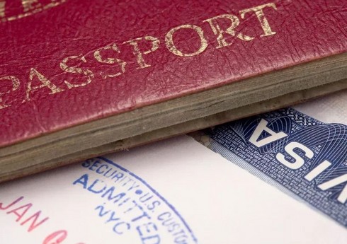 Польша с 2025 года перестанет проставлять штампы в паспорта граждан не входящих в ЕС стран