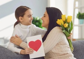 Azerbaijan may consider establishing Mother's Day