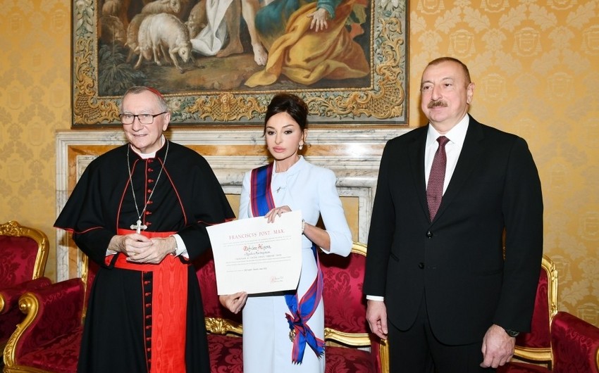 Мехрибан Алиева удостоена папского рыцарского ордена - ФОТО