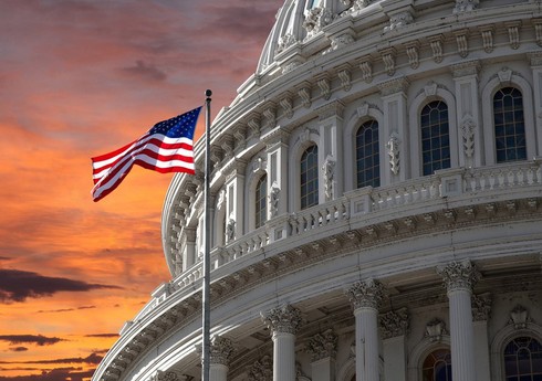 В Конгрессе США приняли законопроект о санкциях в отношении почти 200 граждан РФ
