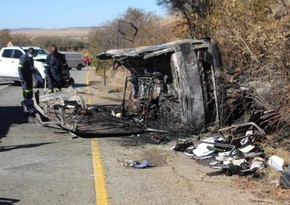 South Africa: 12 schoolchildren and driver killed in crash