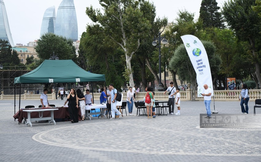 Bakıda milli parkların təbiətinə, flora və faunasına aid guşələr təqdim olunub 