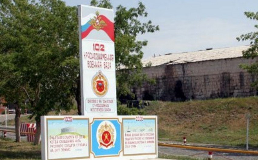 Gümrünün meri: Rusiya hərbi bazasının çıxarılmasına ehtiyac yoxdur