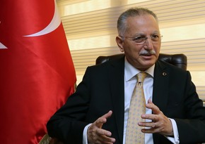 Ekmələddin İhsanoğlu Prezident İlham Əliyevə məktub göndərib