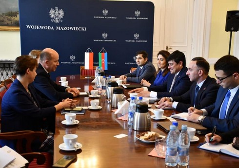 Председатель Госкомитета встретился в Польше с руководителем Офиса по делам иностранцев и губернатором