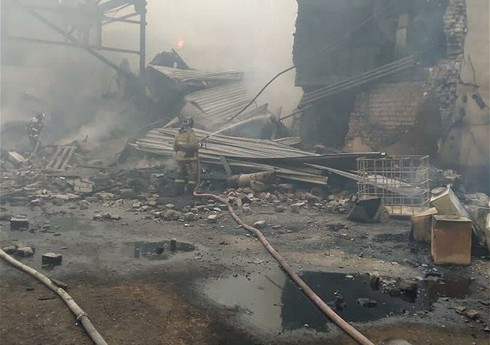 При пожаре на заводе в России погибли двенадцать человек