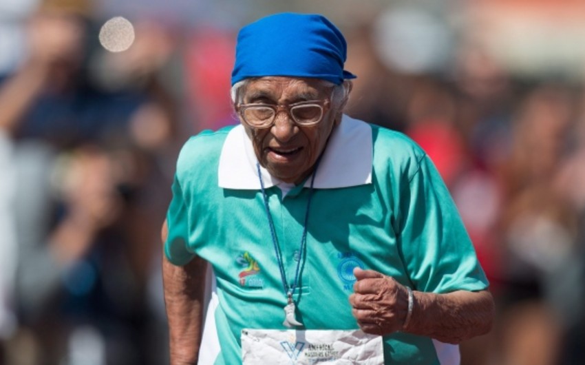 Kanadada 100 yaşlı qadın kütləvi qaçışda iştirak edib