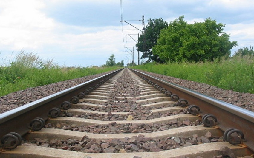 В Азербайджане объявлена вакансия в рамках проекта развития железных дорог