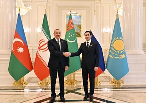 Presidents of Azerbaijan, Turkmenistan hold meeting