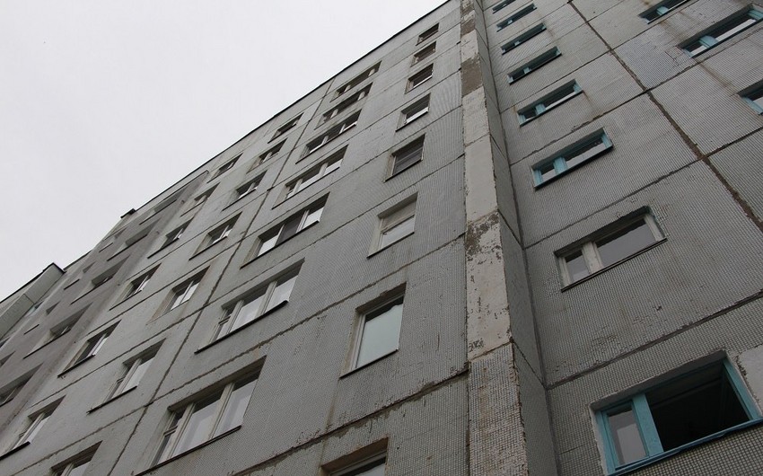 ​Трагедия в азербайджанской семье: 6-летний ребенок выпал из окна 10-этажки