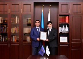 ​Elmar Gasimov receives 'Rector of the Year' Diploma