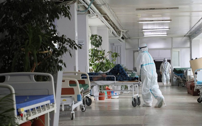 Russia's new coronavirus case count reaches record low