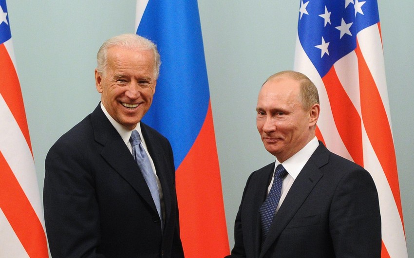 В Кремле рассказали, какие вопросы обсуждались в ходе первого разговора Путина и Байдена