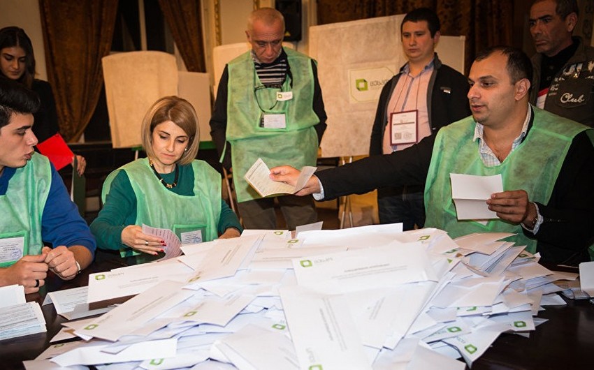 ЦИК Грузии обнародовал результаты выборов после обработки 100% данных с избирательных участков