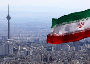 Иран планирует продавать России автозапчасти в обмен на сталь
