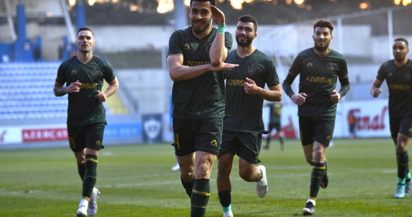 “Qarabağ”ın futbolçusu “Mançester Siti”nin müdafiəçisi ilə müqayisə edilib