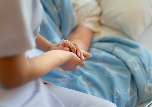 В Баку автомобиль сбил 62-летнюю женщину