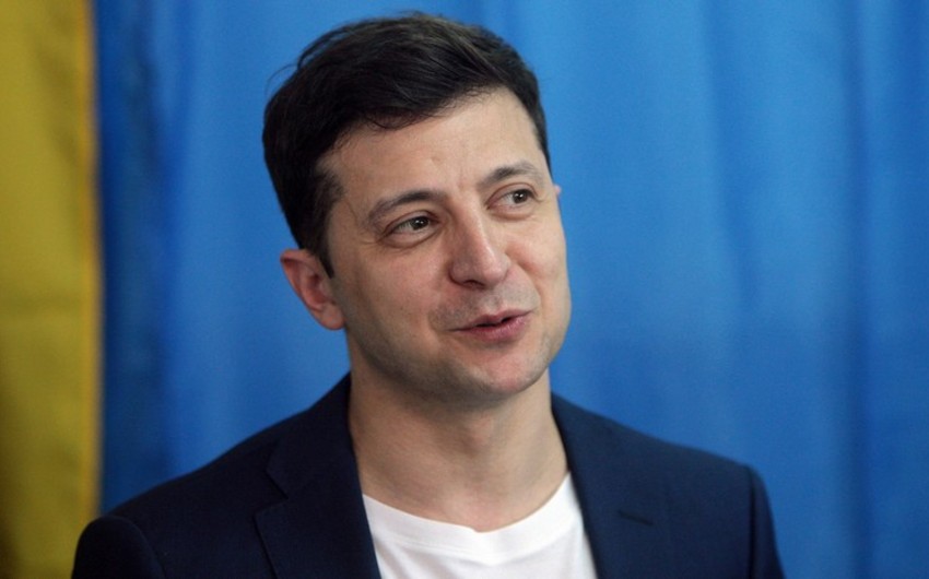 Экзитпол: Зеленский лидирует во втором туре выборов президента Украины