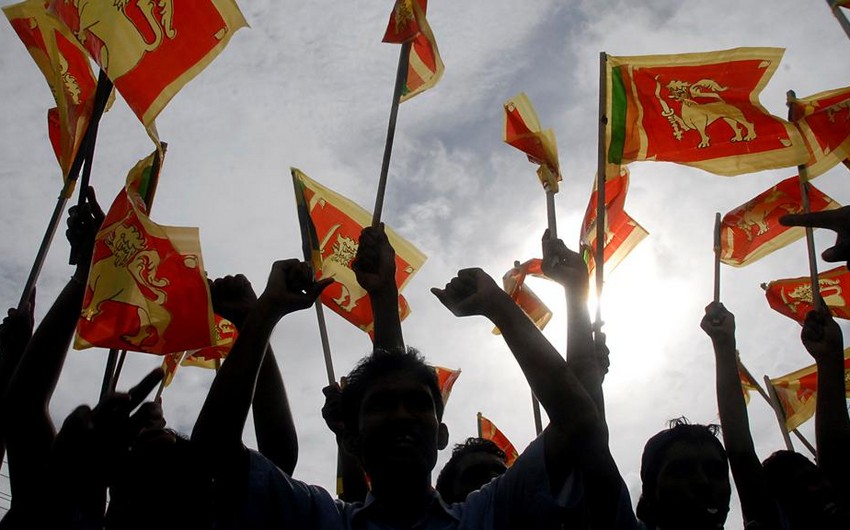 Число пострадавших на протестах в Шри-Ланке превысило 100