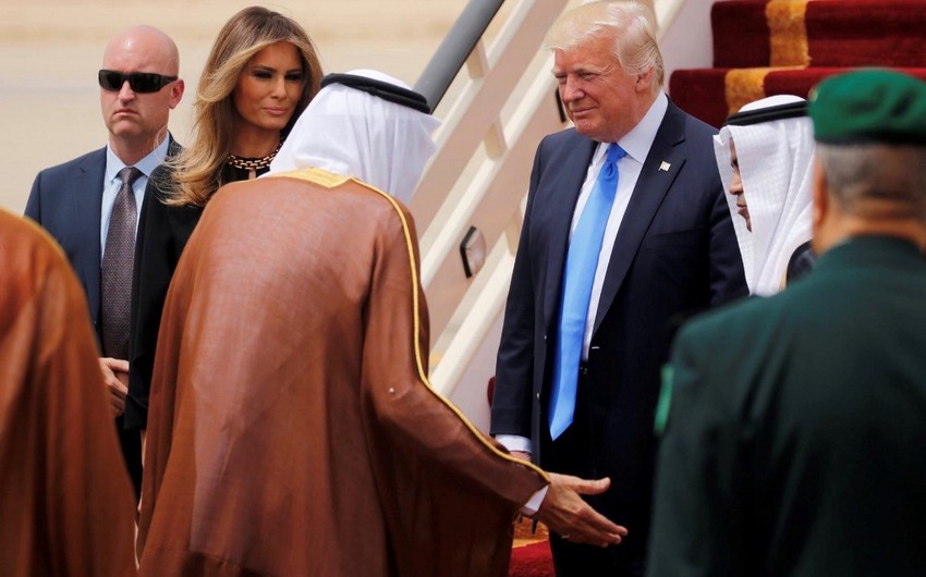 Король Саудовской Аравии наградил Трампа золотой медалью