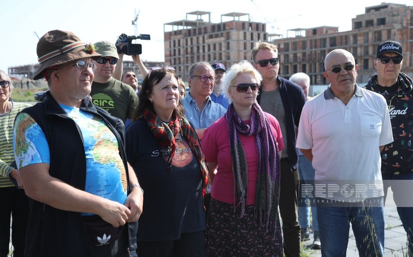 Famous travelers get acquainted with progress of restoration work in Azerbaijan’s Fuzuli