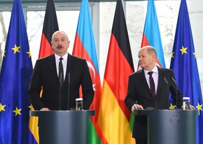 Президент: В будущем Азербайджан будет экспортировать в Европу не только газ, но и зеленую энергию