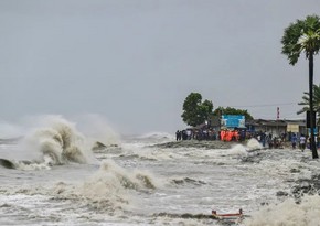 Число жертв последствий циклона в Бангладеш превысило 30 человек