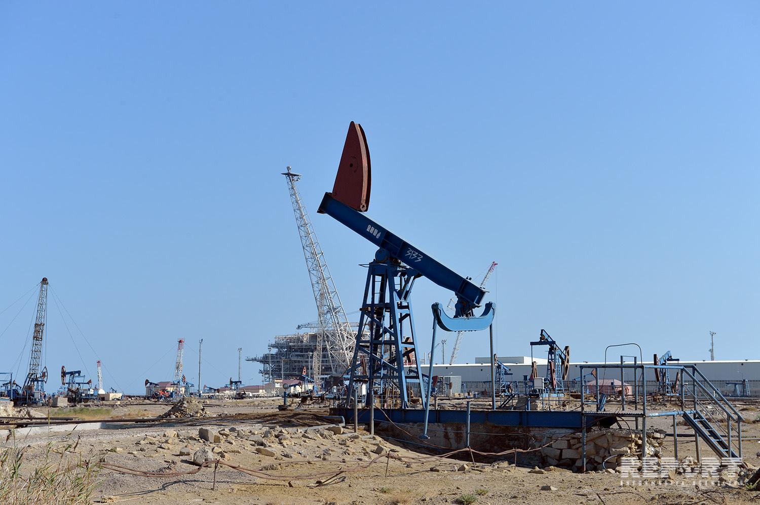 добыча нефти в азербайджане