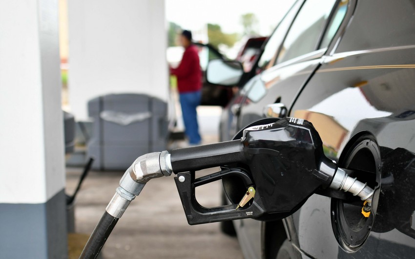 В Чехии более месяца растут цены на бензин