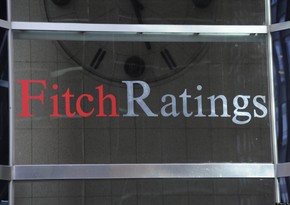 Fitch Ratings raises its forecast on oil and gas prices
