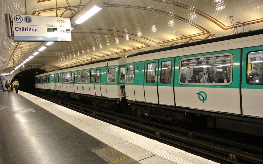 В Париже десять линий метро останутся закрытыми из-за забастовки