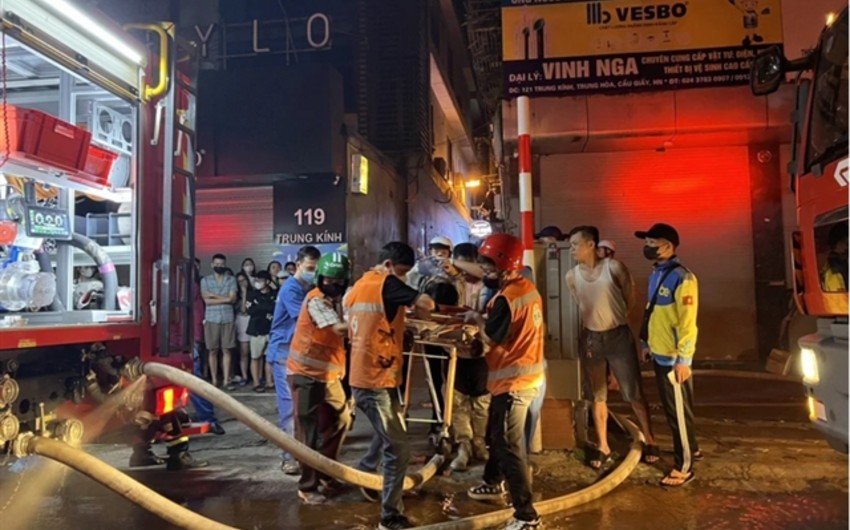 Vyetnamda binada baş verən yanğında azı 14 nəfər ölüb