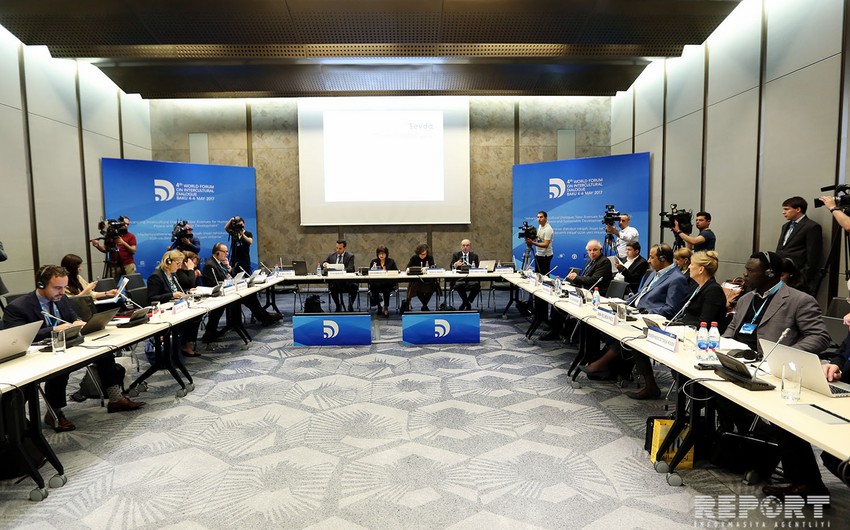 В Баку проходит Второй Академический форум кафедр ЮНЕСКО по межкультурному и межрелигиозному диалогу