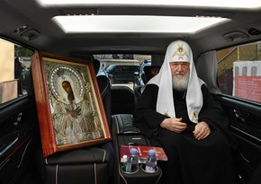 Patriarx Kirill rahibi Mercedesə minməməyə çağırıb