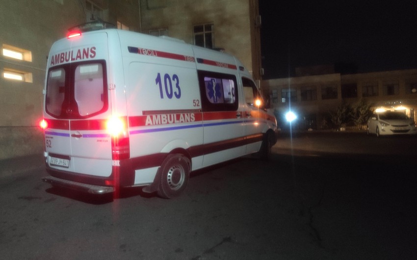 ДТП в Кюрдамире, пострадавшего доставили в столицу