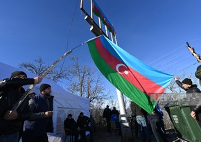 Protester: Wealth being looted in Azerbaijani lands where Russian peacekeepers are temporarily stationed