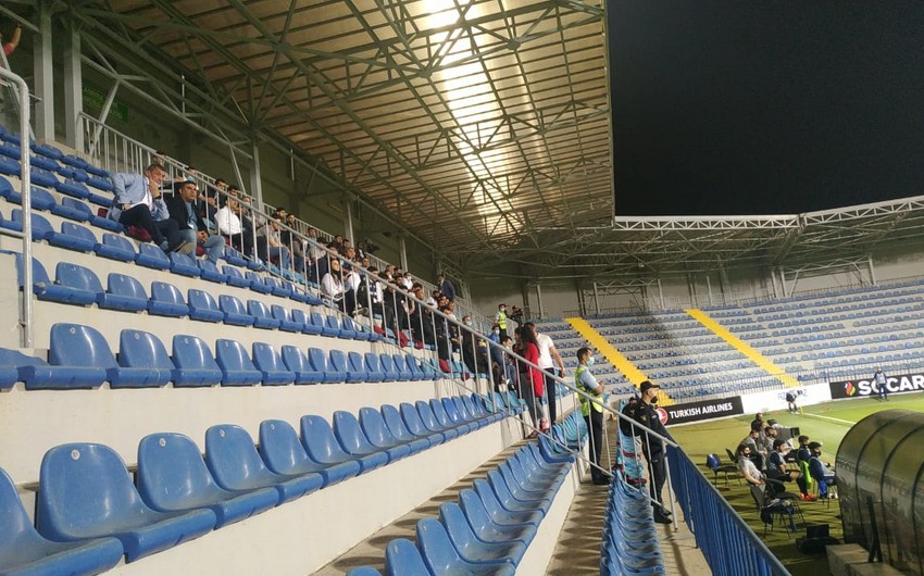 Polad Həşimovun övladları Neftçi - Qarabağ oyununda