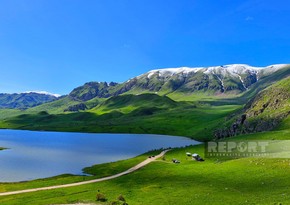 Enchanting spring landscape of Batabat